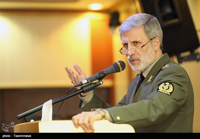 وزیر دفاع: ایران در حراست از منافع ملی خود هرگز مماشات نمی‌کند