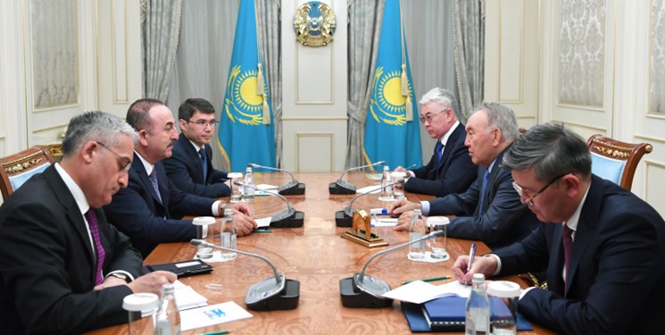«نظربایف» رئیس افتخاری مادام‌العمر شورای ترک‌زبانان شد