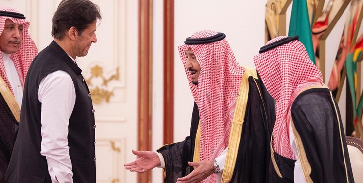 برخورد غیرمعمول نخست‌وزیر پاکستان با پادشاه سعودی خبرساز شد
