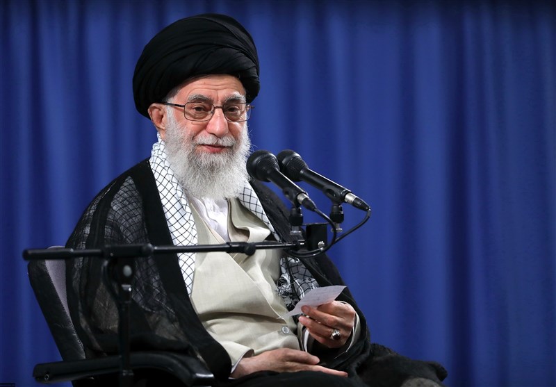 امام خامنه‌ای: جمهوری اسلامی دزدی دریایی انگلیس خبیث را بی‌جواب نمی‌گذارد