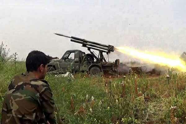 حملات سنگین ارتش سوریه به مواضع جبهه النصره در حومه حماه