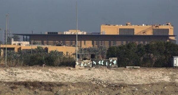 برخورد یک راکت به نزدیکی سفارت آمریکا در منطقه سبز بغداد