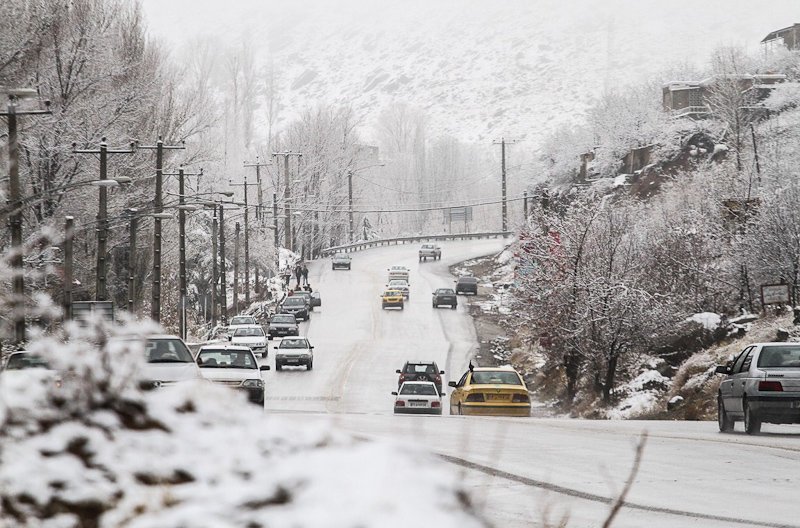 بارش برف در راه آذربایجان شرقی
