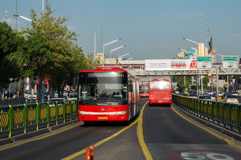 ساماندهی ایستگاه‌های BRT در تبریز/ استفاده از کف پوش بتنی برای جلوگیری از تخریب زودهنگام مسیر