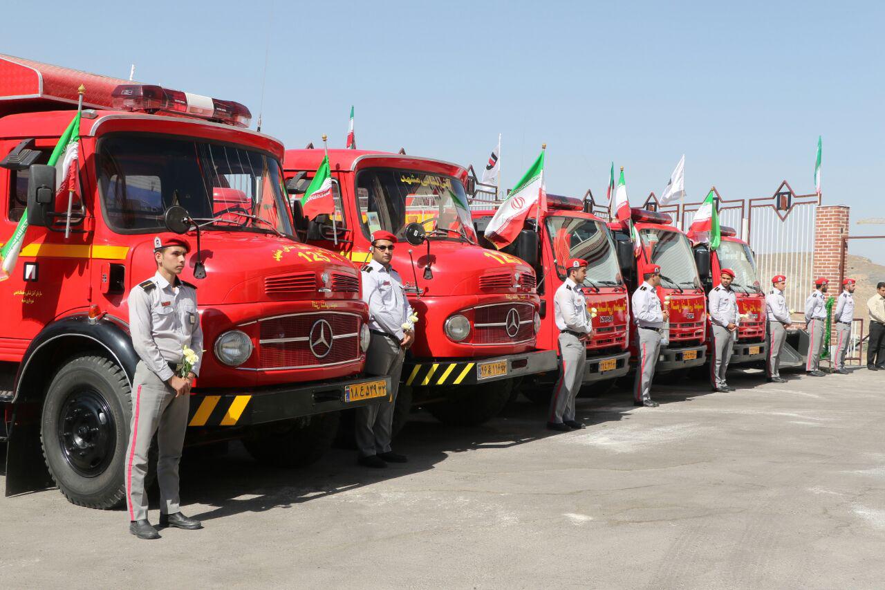 آماده باش کامل ۱۳۰ ایستگاه آتش نشانی با ۴۰۰۰ نفر نیرو در تهران