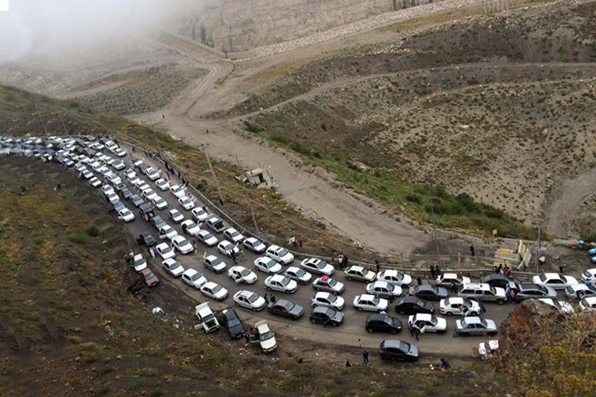 هراز و چالوس ترافیک سنگین دارد / هوای فارس و هرمزگان بارانی است