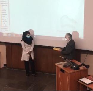 دکتر شیرین ابوطالبی جایزه رزیدنت برتر دانشگاه تهران را کسب کرد