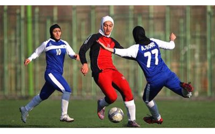 درخشش ۲ بانوی فوتبالیست قم در لیگ برتر فوتبال بانوان